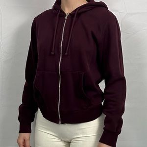 Forever 21 maroon sweatshirt